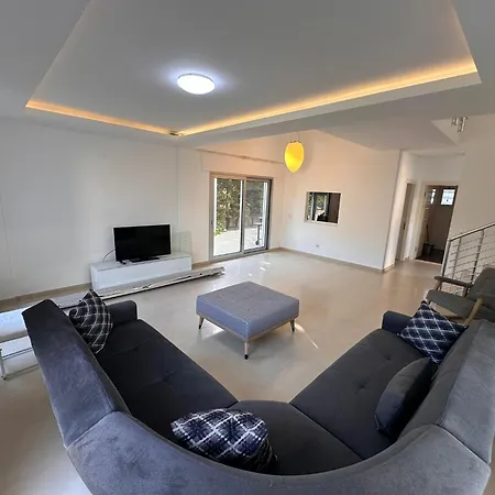 Shenco Alacati Villa *